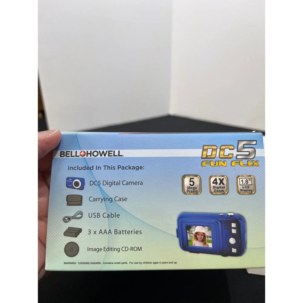 Bell+Howell DC5 Fun Flix Digital Camera Red Open Box Kit Y2K Digicam Toy Camera